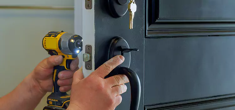 Commercial Door Lock Installation Laplace