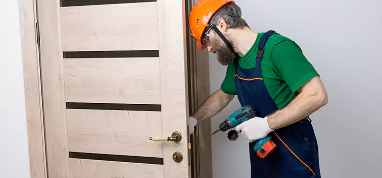 Replace Internal Door Handle with Lock Laplace